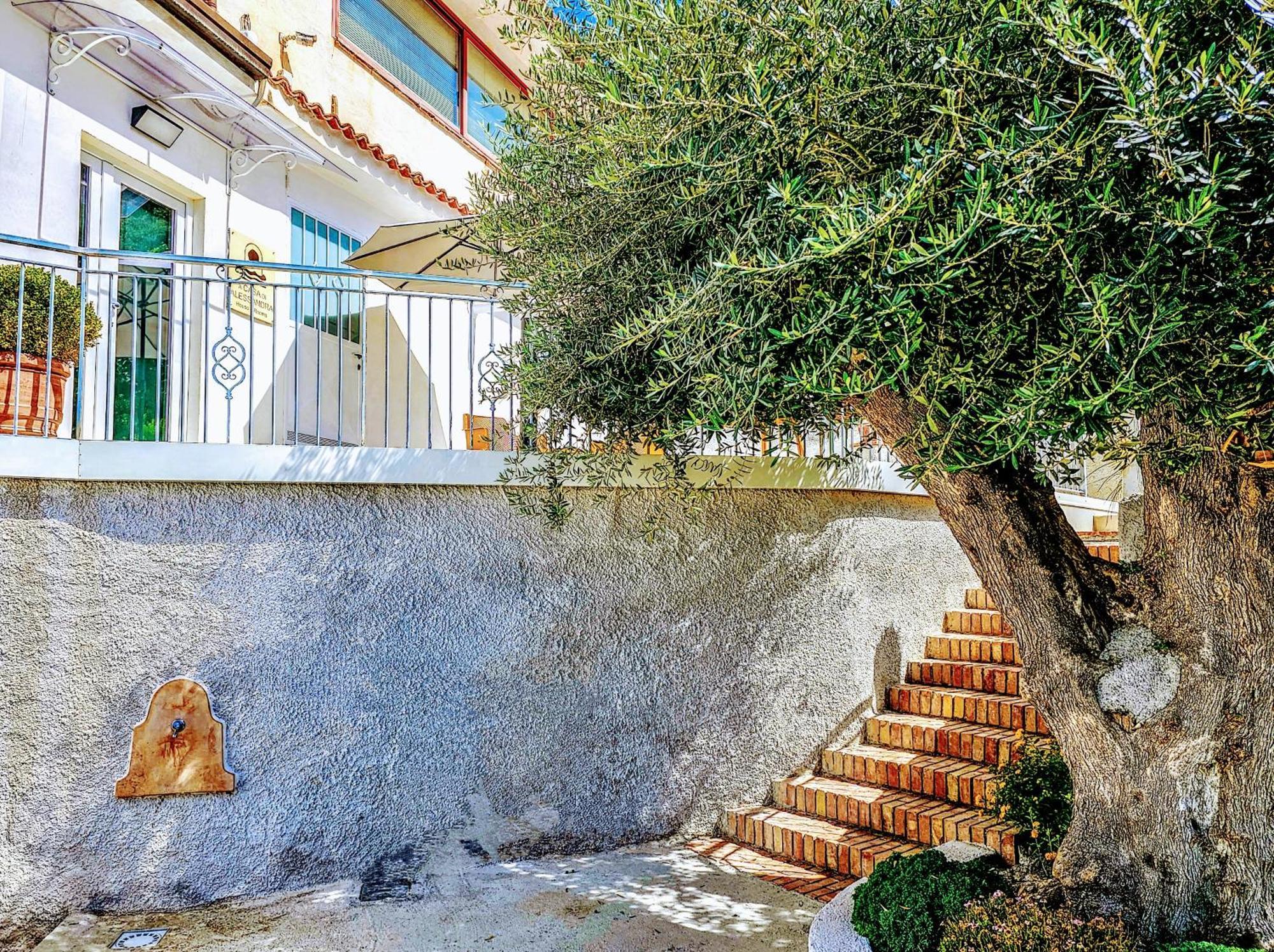 A Casa Di Alessandra - Rooms Castellabate Exterior foto